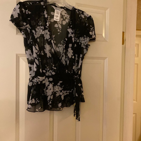 Wrap top - Picture 2 of 2